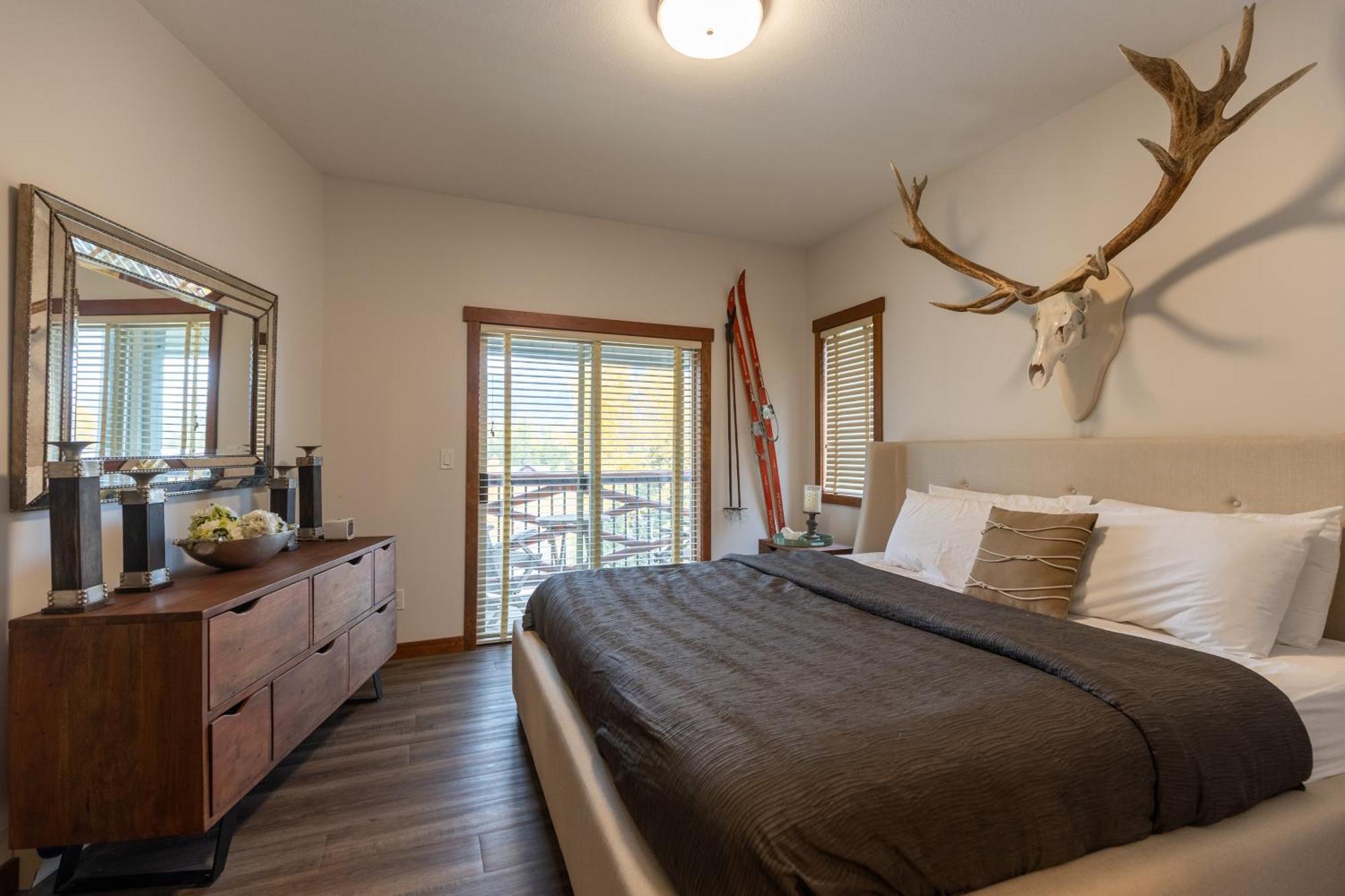 Snow Creek Lodge By Fernie Central Reservations מראה חיצוני תמונה