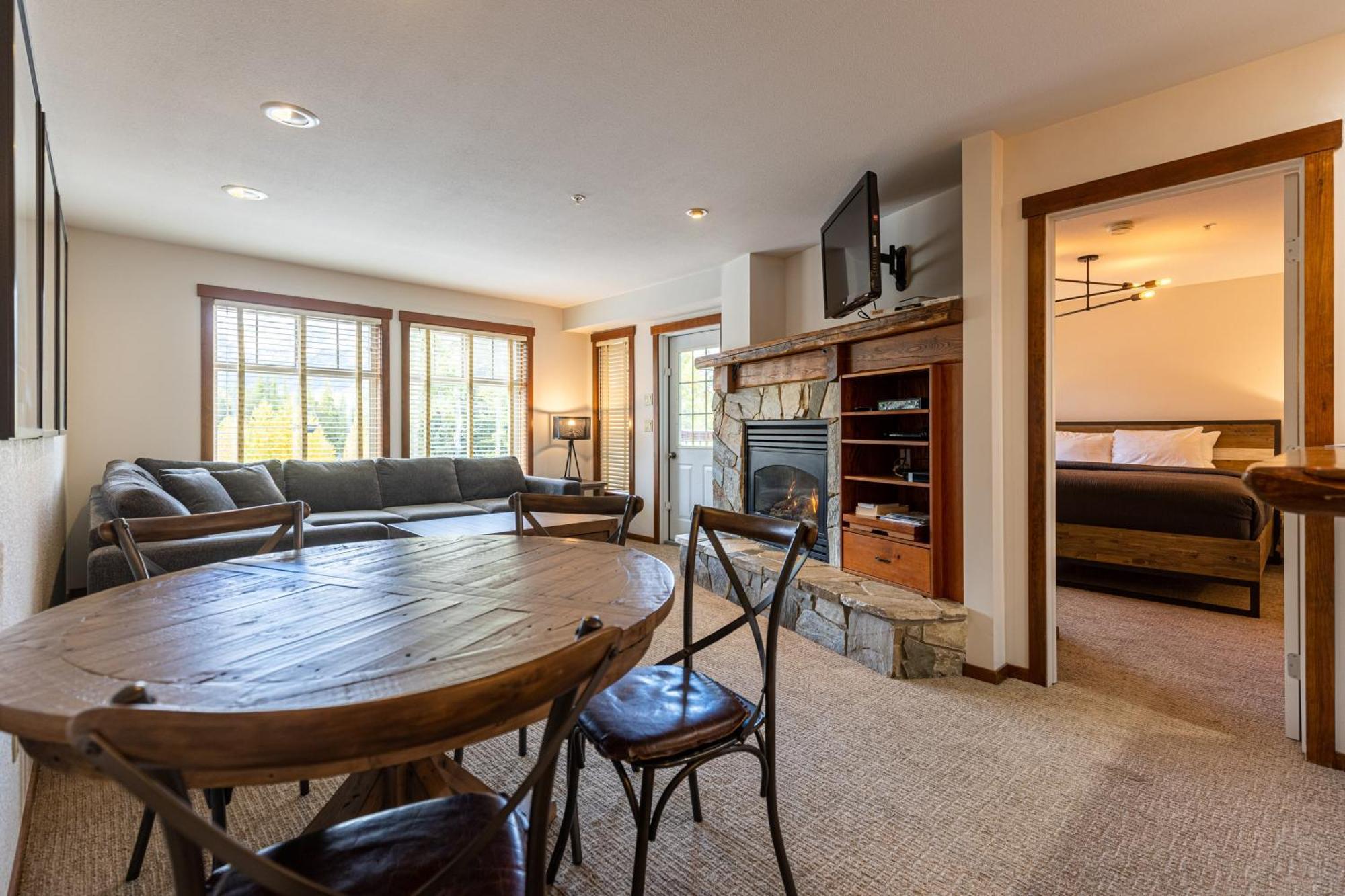Snow Creek Lodge By Fernie Central Reservations מראה חיצוני תמונה