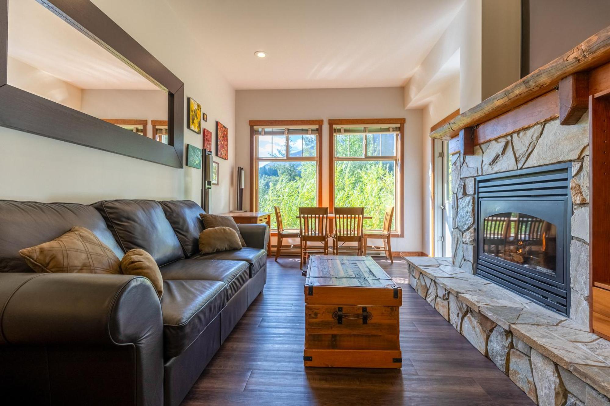 Snow Creek Lodge By Fernie Central Reservations מראה חיצוני תמונה