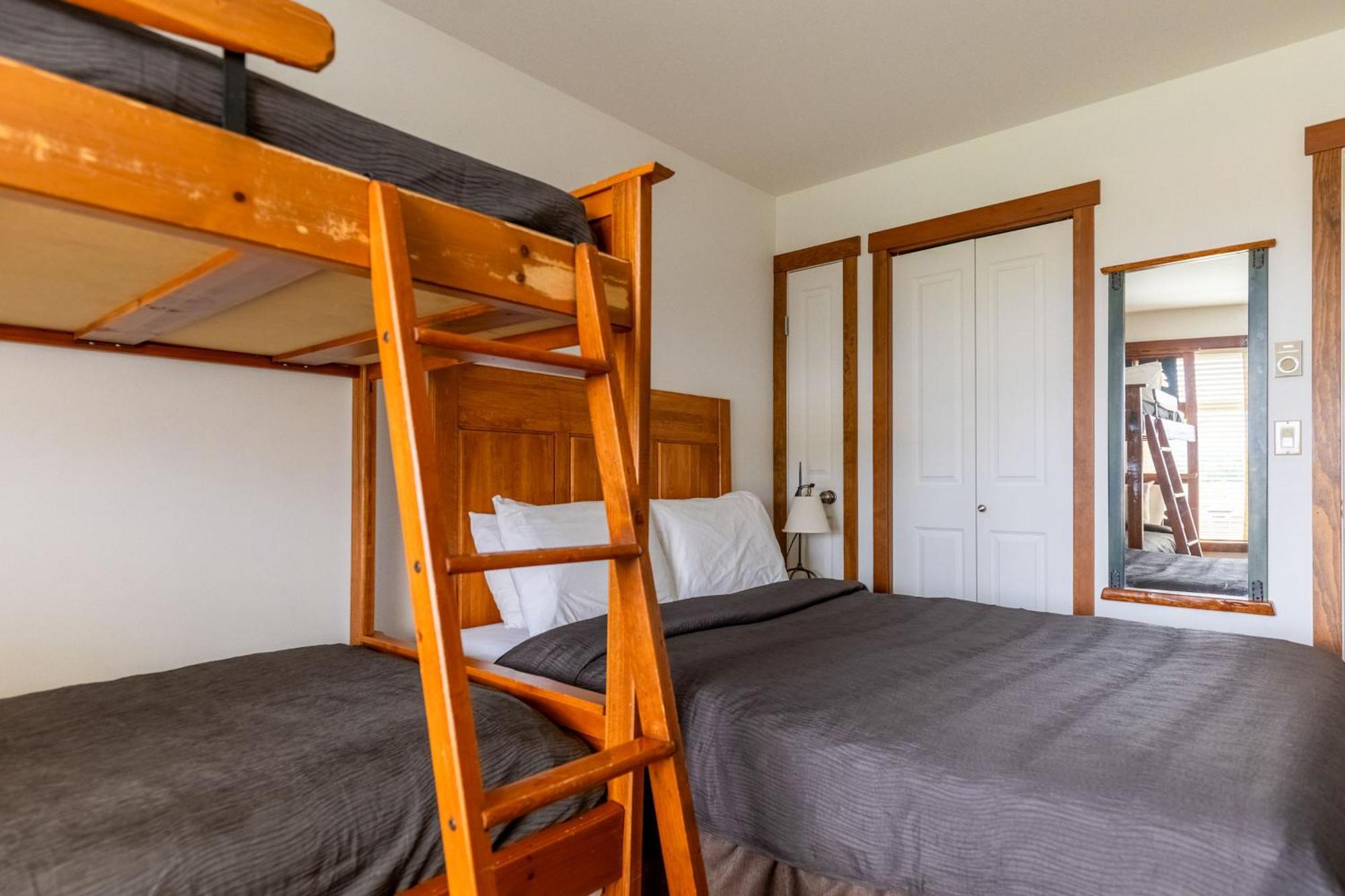 Snow Creek Lodge By Fernie Central Reservations מראה חיצוני תמונה